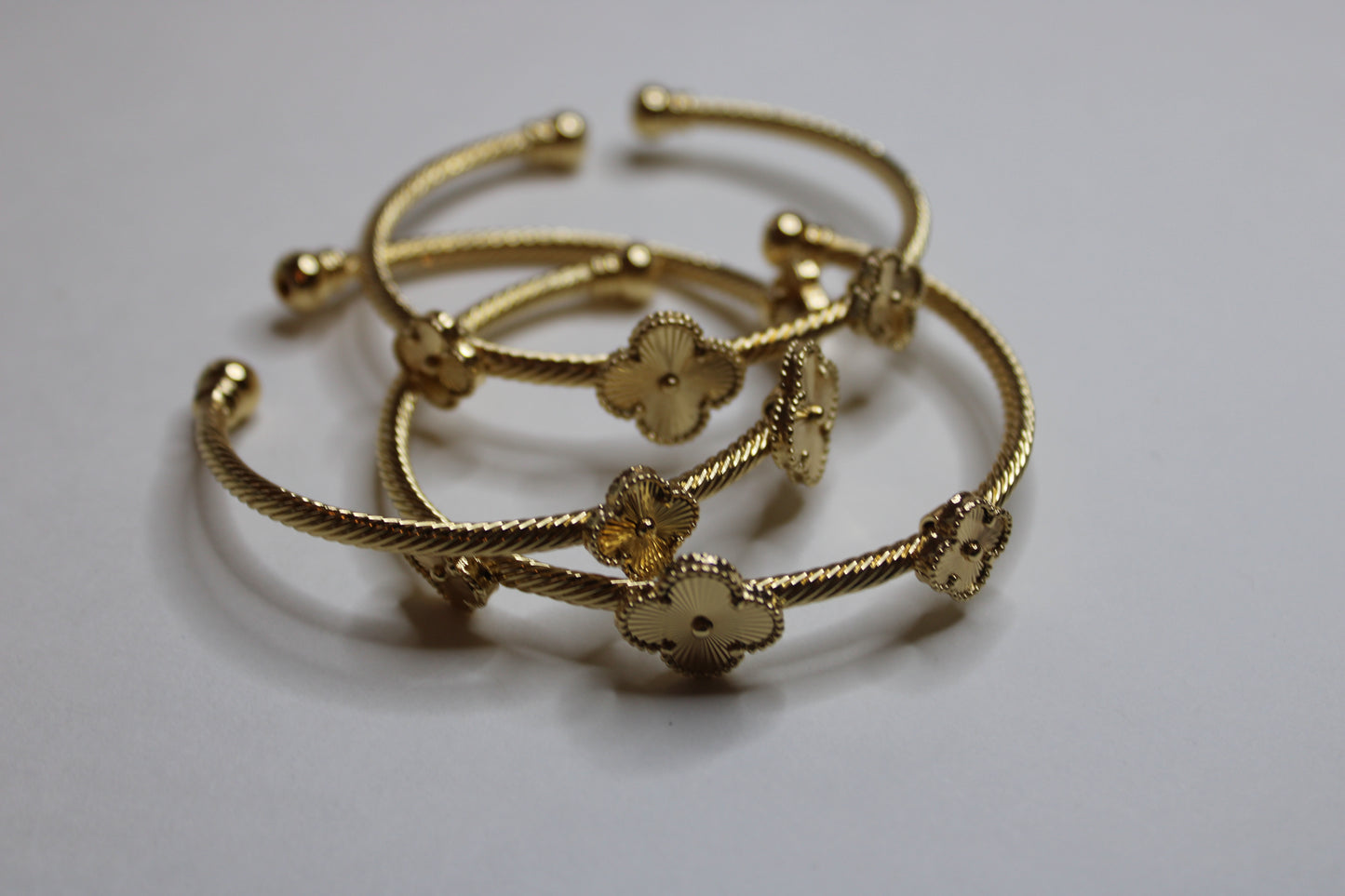3 Clover Bangle