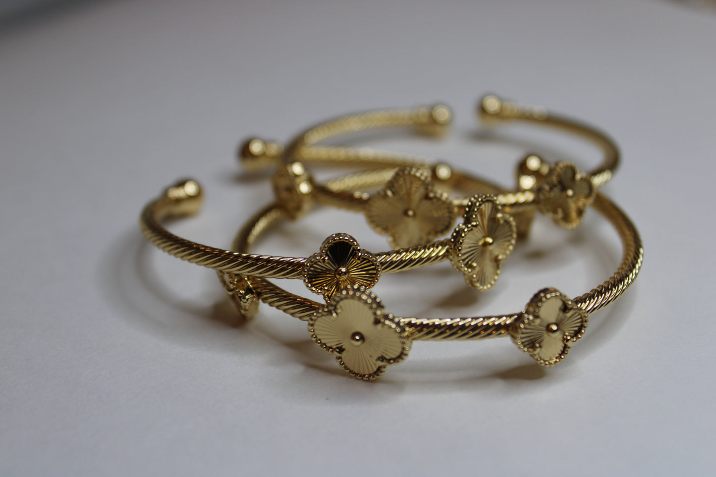 3 Clover Bangle