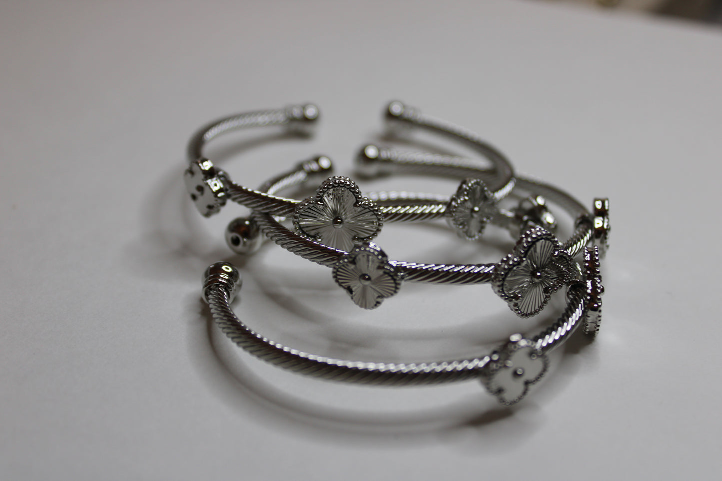 3 Clover Bangle